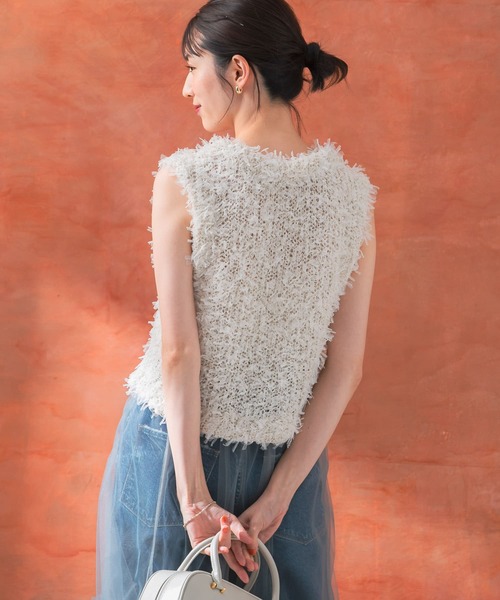 URBAN RESEARCH ROSSO WOMEN(アーバンリサーチ ロッソ)の「ラメチュールニットベスト(ベスト・レディース・ホワイト/ブラック・FREE)」の9枚目の写真