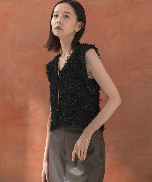 URBAN RESEARCH ROSSO WOMEN(アーバンリサーチ ロッソ)の「ラメチュールニットベスト(ベスト・レディース・ホワイト/ブラック・FREE)」の21枚目の写真