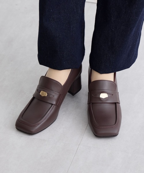HIMIKO(ヒミコ)の「【Made in Japan】【撥水】コインディティールヒールローファー/641315(ローファー・レディース・ブラック×ホワイト/ボルドー/ブラック・22.5cm/23.0cm/24.0cm/23.5cm/24.5cm/22.0cm/25.0cm)」の8枚目の写真