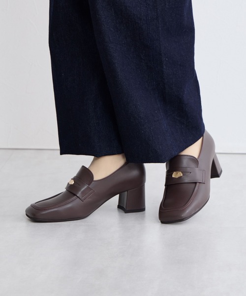 HIMIKO(ヒミコ)の「【Made in Japan】【撥水】コインディティールヒールローファー/641315(ローファー・レディース・ブラック×ホワイト/ボルドー/ブラック・22.5cm/23.0cm/24.0cm/23.5cm/24.5cm/22.0cm/25.0cm)」の9枚目の写真