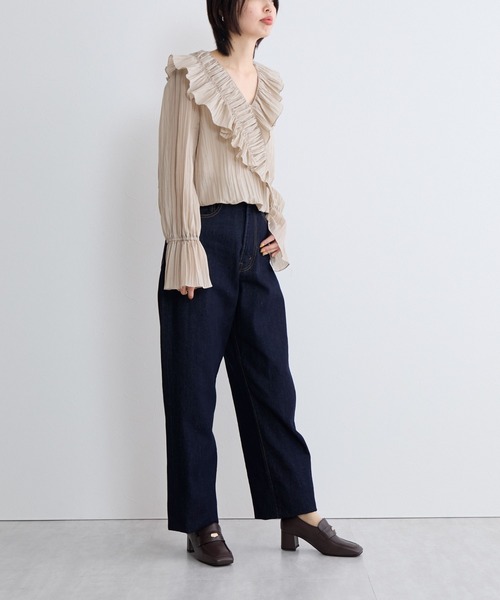HIMIKO(ヒミコ)の「【Made in Japan】【撥水】コインディティールヒールローファー/641315(ローファー・レディース・ブラック×ホワイト/ボルドー/ブラック・22.5cm/23.0cm/24.0cm/23.5cm/24.5cm/22.0cm/25.0cm)」の4枚目の写真