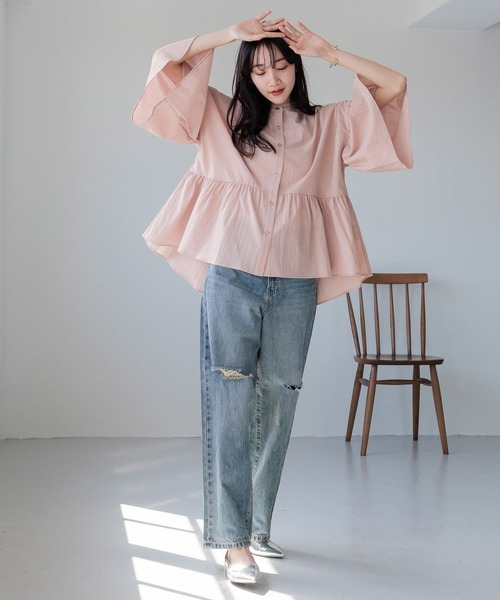 LOWRYS FARM(ローリーズファーム)の「バンドカラーフレアスリーブ8S 116611(シャツ/ブラウス・レディース・ブラック/ダークブラウン/ピンク/アイボリー/ブルー・FREE)」の10枚目の写真