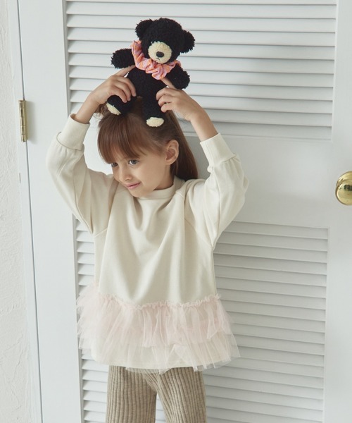 pairmanon（ペアマノン）の「裏毛 2段チュール フリル トレーナー（スウェット・キッズ・ブラック/ピンク/アイボリー・150/140/130/120/110/100/90）」の5枚目の写真