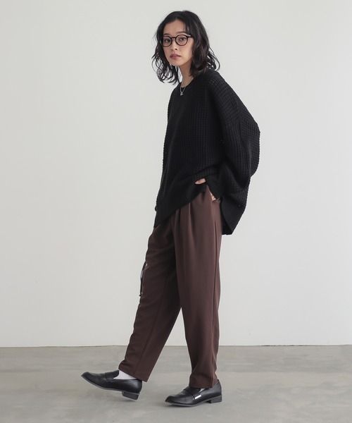 n'OrLABEL（ノアールレーベル）の「カットジョーゼットタックテーパードパンツ（スラックス・レディース・グレー/ブラウン/ブラック・1/2）」の14枚目の写真