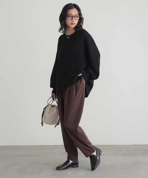 n'OrLABEL（ノアールレーベル）の「カットジョーゼットタックテーパードパンツ（スラックス・レディース・グレー/ブラウン/ブラック・1/2）」の15枚目の写真