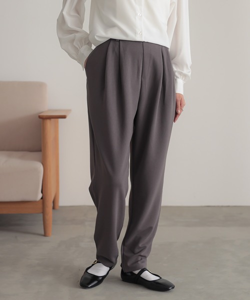 n'OrLABEL（ノアールレーベル）の「カットジョーゼットタックテーパードパンツ（スラックス・レディース・グレー/ブラウン/ブラック・1/2）」の21枚目の写真