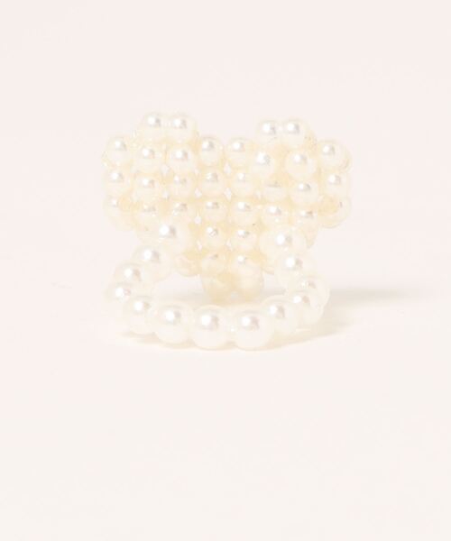 FOREVER 21（フォーエバー トゥエンティーワン）の「パールハートリング（リング・レディース・ホワイト系その他・FREE）」の4枚目の写真