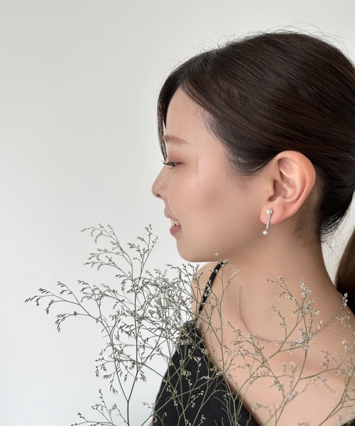 ciite'(シーテ)の「double pearl Bijou Pierce (両耳用)(ピアス(両耳用)・レディース・ゴールド/シルバー・FREE)」の3枚目の写真