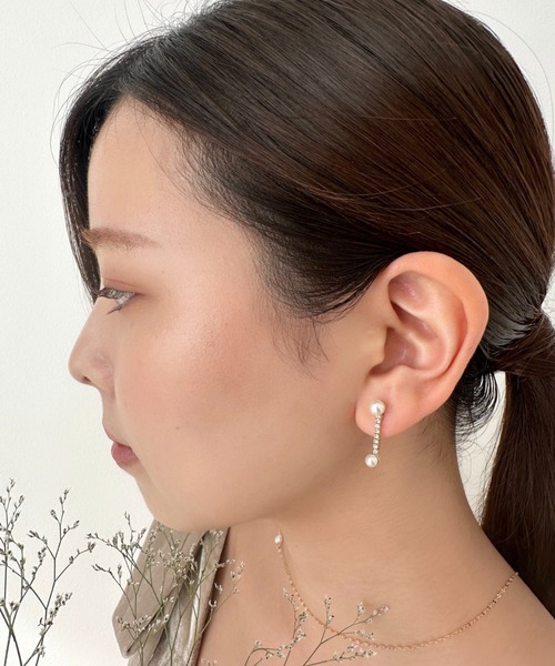 ciite'(シーテ)の「double pearl Bijou Pierce (両耳用)(ピアス(両耳用)・レディース・ゴールド/シルバー・FREE)」の5枚目の写真