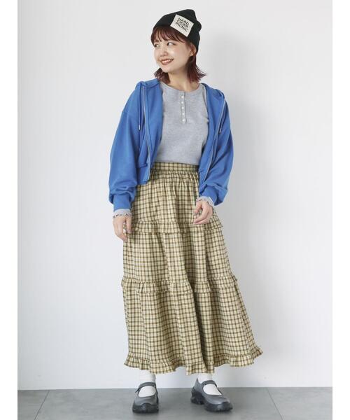 ehka sopo(エヘカソポ)の「ワンポイント刺繍ショート丈ジップパーカー(Tシャツ/カットソー・レディース・キナリ/グレー/ブルー/モカ・F)」の22枚目の写真