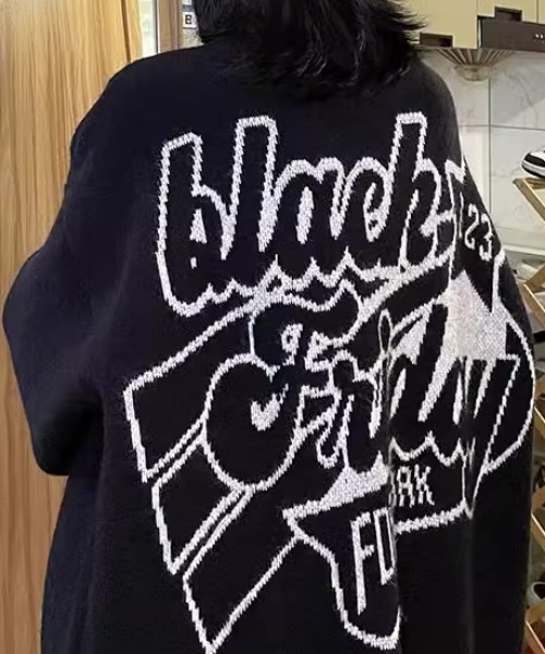 [UNISEX] 刺繍デザイン オーバーサイズ ニットトップス（ニット/セーター）｜CELENA BEATS（セレナビーツ）