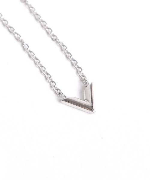 ANCHOR(アンカー)の「V スモール ネックレス(ネックレス・メンズ・ゴールド/ピンクゴールド/シルバー・FREE)」の2枚目の写真