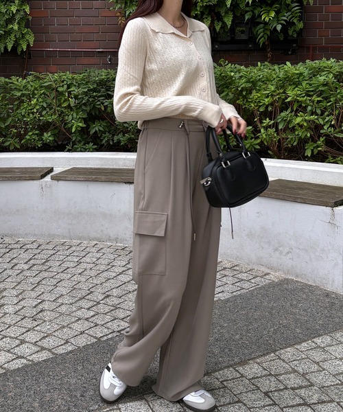 ISOOK（アイスー）の「【ISOOK / アイスー】ケーブルデザインポロニット / カーディガン ポロシャツ ニット ポロニット プルオーバー セーター 赤ニット 春ニット 長袖 襟付き 羽織り アイボリー ブラック レッド 白 黒 赤 ZOZOTOWN限定（ポロシャツ・レディース・ブラック/アイボリー/レッド・FREE）」の9枚目の写真