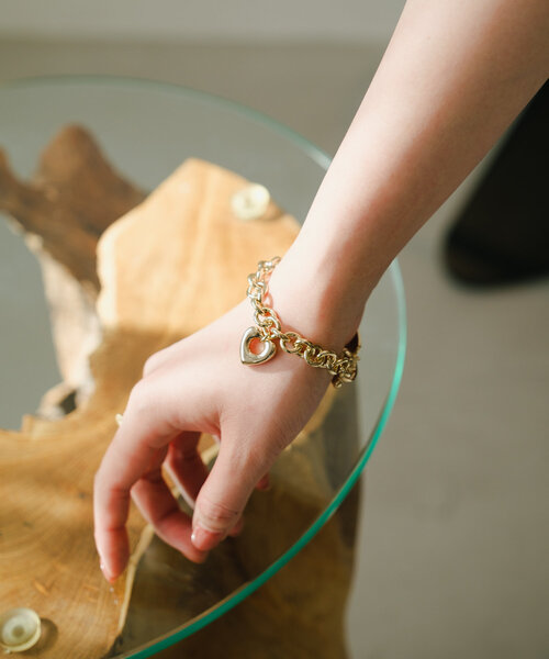 Kastane（カスタネ）の「【fiw.】ハートモチーフブレスレット（ブレスレット・レディース・ゴールド/シルバー・FREE）」の9枚目の写真