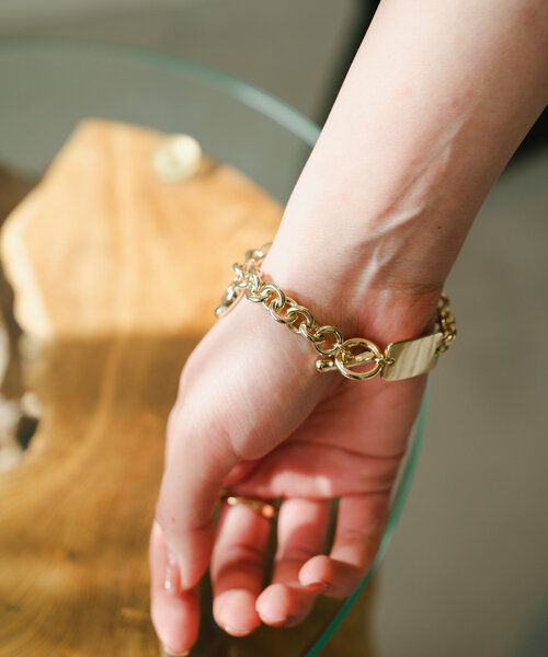 Kastane（カスタネ）の「【fiw.】ハートモチーフブレスレット（ブレスレット・レディース・ゴールド/シルバー・FREE）」の10枚目の写真