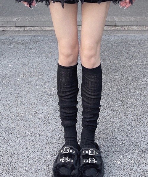 c.u.l（シーユーエル）の「シアーリブ切り替え ルーズニーハイソックス cula1059（ソックス/靴下・レディース・ブラック/アイボリー/ライトピンク/グレー/ブラウン/ライトグレー/ピンク/ホワイト/ベージュ・FREE）」の17枚目の写真