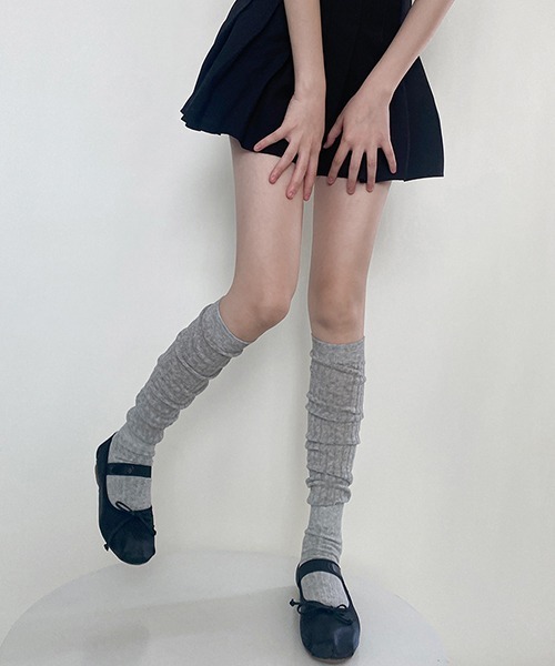 c.u.l（シーユーエル）の「シアーリブ切り替え ルーズニーハイソックス cula1059（ソックス/靴下・レディース・ブラック/アイボリー/ライトピンク/グレー/ブラウン/ライトグレー/ピンク/ホワイト/ベージュ・FREE）」の22枚目の写真
