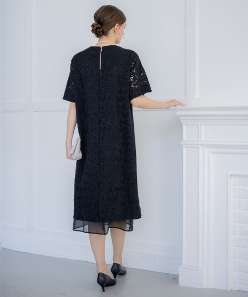 23区(ニジュウサンク)の「【APPLAUDIR】シアーコンビ レースドレス(ドレス・レディース・ブラック系・44/48/46)」の4枚目の写真