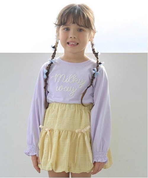 Lycee mine（リセマイン）の「【ソフトコットン】ロゴ刺しゅうボリュームスリーブトップス（Tシャツ/カットソー・キッズ・ブラック/オフホワイト/ライトピンク/ライトグリーン/ラベンダー・150cm/110cm/100cm/120cm/130cm/140cm）」の4枚目の写真