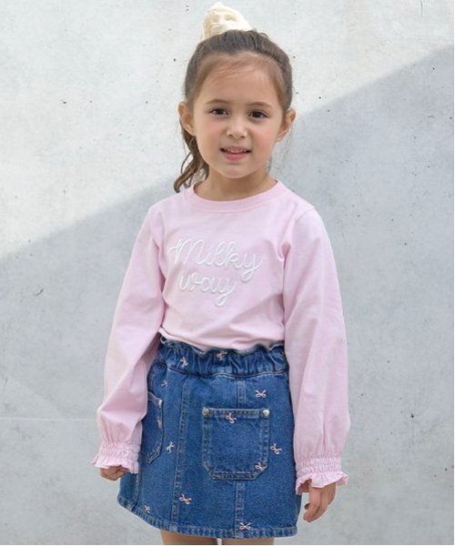 Lycee mine（リセマイン）の「【ソフトコットン】ロゴ刺しゅうボリュームスリーブトップス（Tシャツ/カットソー・キッズ・ブラック/オフホワイト/ライトピンク/ライトグリーン/ラベンダー・150cm/110cm/100cm/120cm/130cm/140cm）」の5枚目の写真