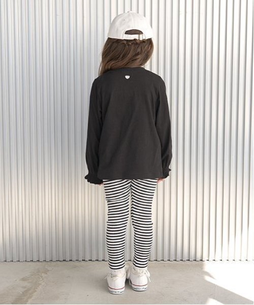 Lycee mine（リセマイン）の「【ソフトコットン】ロゴ刺しゅうボリュームスリーブトップス（Tシャツ/カットソー・キッズ・ブラック/オフホワイト/ライトピンク/ライトグリーン/ラベンダー・150cm/110cm/100cm/120cm/130cm/140cm）」の16枚目の写真