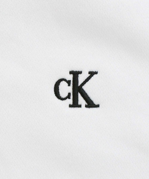 Calvin Klein(カルバン・クライン)の「CK アーカイブフリース プルオーバーフーディ LS ARCHIVE FLEECE PO HOODIE(パーカー・メンズ・ブラック/ホワイト・L/XL/S/M)」の5枚目の写真