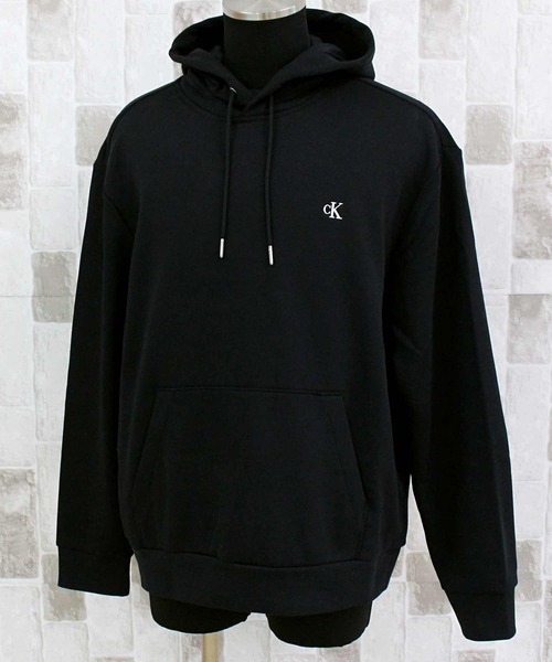 Calvin Klein(カルバン・クライン)の「CK アーカイブフリース プルオーバーフーディ LS ARCHIVE FLEECE PO HOODIE(パーカー・メンズ・ブラック/ホワイト・L/XL/S/M)」の9枚目の写真