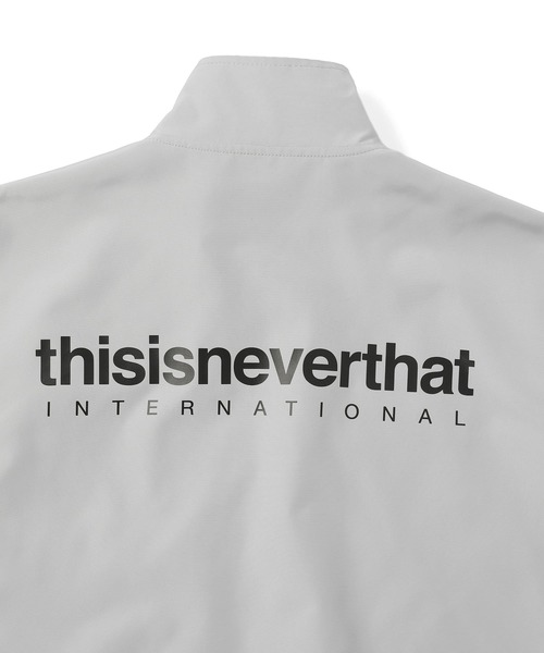 thisisneverthat(ディスイズネバーザット)の「INTL. Team Jacket(ブルゾン・メンズ・その他/ブラック/グレー/オリーブ・XL/L/M/S)」の12枚目の写真