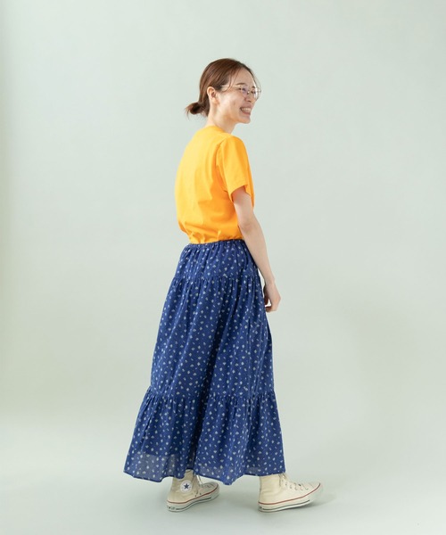 PAR ICI(パーリッシィ)の「小花柄抜染 ギャザースカート(スカート・レディース・ブルー/ブラック・FREE)」の18枚目の写真