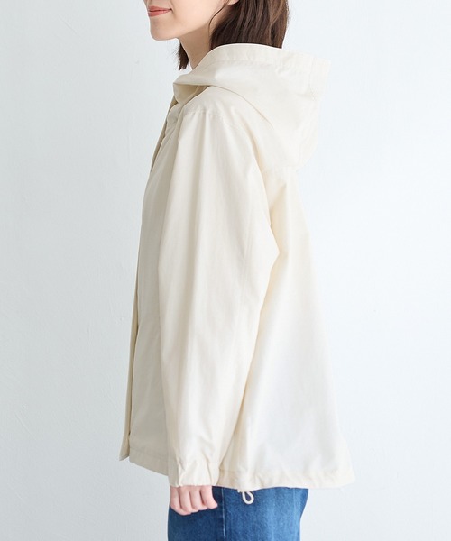 Honeys（ハニーズ）の「【非フッ素撥水加工】撥水加工フードブルゾン（ブルゾン・レディース・ピンク系/ライトカーキ/ベージュ/アイボリー/ブラック・L/LL/M/S）」の13枚目の写真