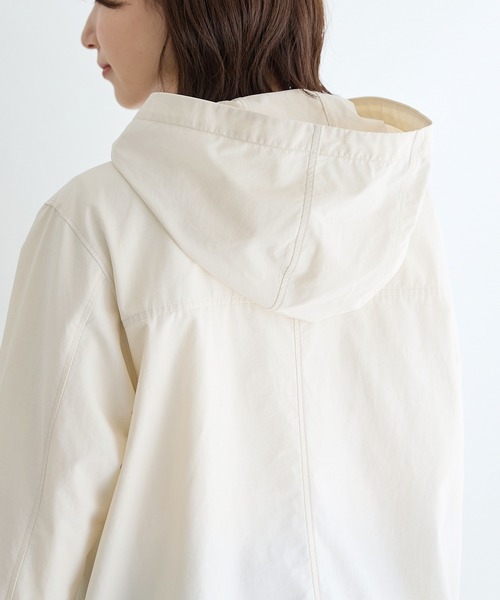 Honeys（ハニーズ）の「【非フッ素撥水加工】撥水加工フードブルゾン（ブルゾン・レディース・ピンク系/ライトカーキ/ベージュ/アイボリー/ブラック・L/LL/M/S）」の16枚目の写真