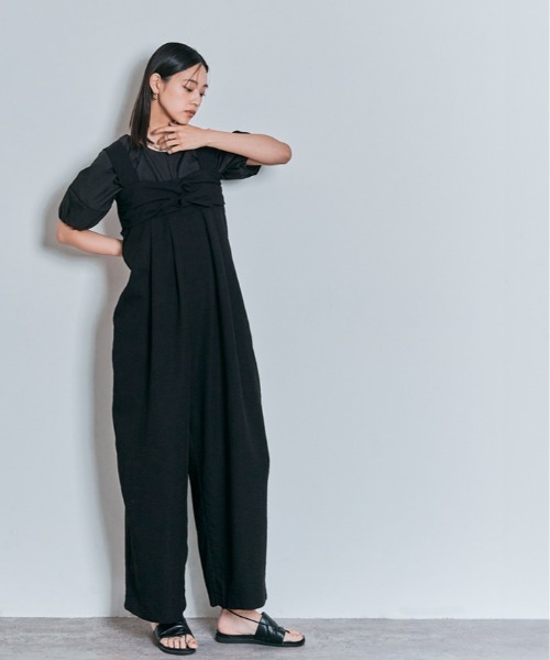 W:Huku(フーク)の「シャーリング ハーフスリーブ ブラウス(シャツ/ブラウス・レディース・オフホワイト/ブラック/サンドベージュ/チャコール・M/L)」の21枚目の写真