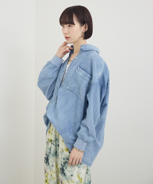 Dignite Collier 袖リブシアーデニムスナップボタン付シャツ Dignite Collier 袖リブシアーデニムスナップボタン付シャツ