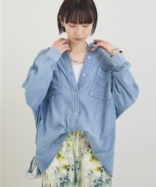 Dignite Collier 袖リブシアーデニムスナップボタン付シャツ（シャツ