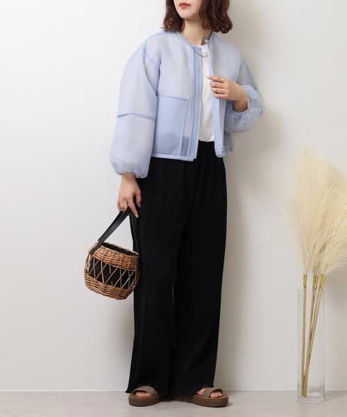 Anna Nicola(アンナニコラ)の「Anna Nicola シアーダンボール ショート丈 ボリュームブルゾン(ブルゾン・レディース・ブラック/サックスブルー/ライム・38)」の18枚目の写真