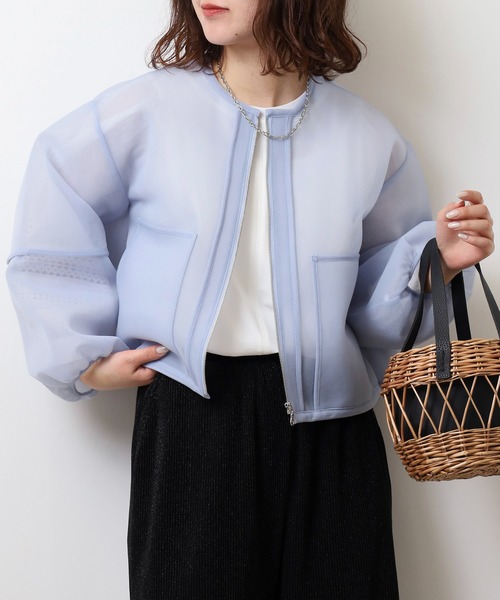 Anna Nicola(アンナニコラ)の「Anna Nicola シアーダンボール ショート丈 ボリュームブルゾン(ブルゾン・レディース・ブラック/サックスブルー/ライム・38)」の16枚目の写真