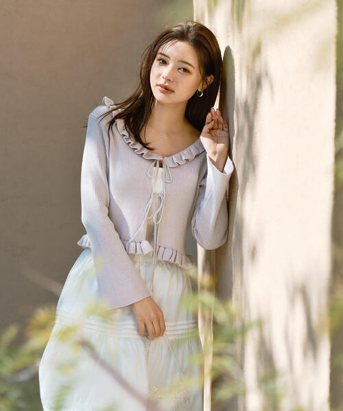 EDIT COLOGNE（エディットコロン）の「《EDIT COLOGNE》ラッフルカーディガン（カーディガン/ボレロ・レディース・ホワイト系その他/レッド/グレー・FREE）」の3枚目の写真