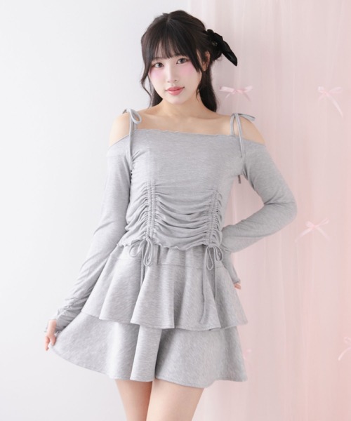 DearMyLoveRose（ディアマイラブローズ）の「ラメシアーオフショルカットトップス（Tシャツ/カットソー・レディース・ホワイト/ベビーピンク/ミント/ブルー/グレー/ブラック・MEDIUM/LARGE/LL/3L）」の3枚目の写真