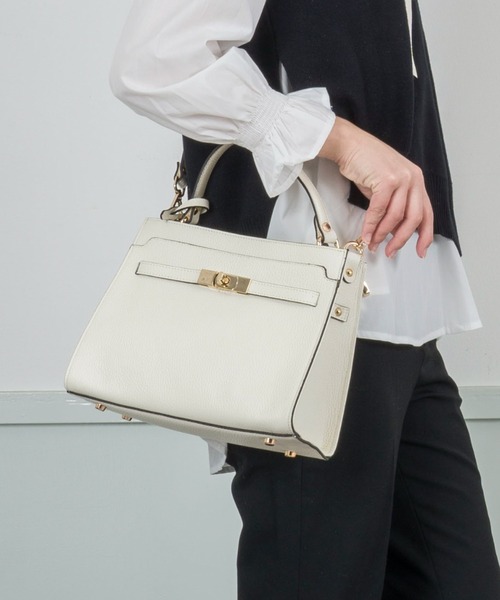 GIANNI NOTARO（ジャンニノターロ）の「【GIANNI NOTARO /ジャンニ ノターロ 】ハンドバッグ　ショルダーバッグ　本革（ショルダーバッグ・レディース・ベージュ/チャコールグレー/ブラウン/ブラック/アイボリー・FREE）」の12枚目の写真