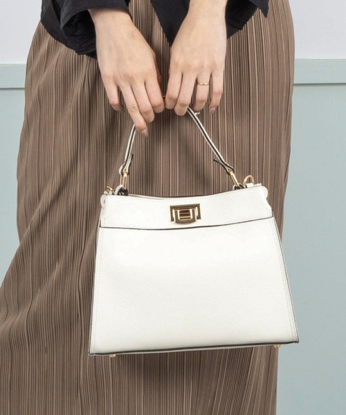 GIANNI NOTARO（ジャンニノターロ）の「【GIANNI NOTARO /ジャンニ ノターロ 】ハンドバッグ　ショルダーバッグ　本革（ショルダーバッグ・レディース・ベージュ/チャコールグレー/ブラウン/ブラック/アイボリー・FREE）」の20枚目の写真