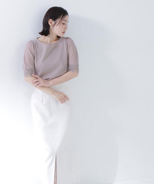 NATURAL BEAUTY BASIC（ナチュラルビューティーベーシック）の「◇シアーラメプリーツスリーブニット（ニット/セーター・レディース・ラベンダー/ベージュ/オフホワイト/チャコールグレー・FREE）」の4枚目の写真