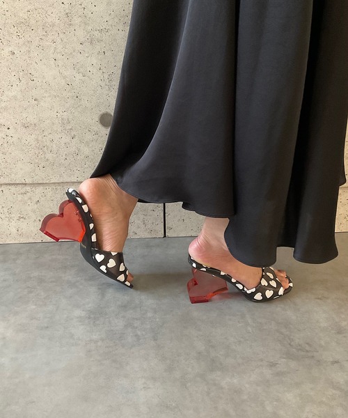 ハートモチーフサンダル Jeffrey Campbell│Jeffrey Campbell OFFICIAL