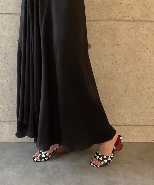 ハートモチーフサンダル Jeffrey Campbell│Jeffrey Campbell OFFICIAL