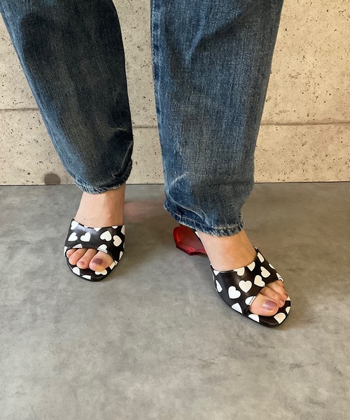 ハートモチーフサンダル Jeffrey Campbell│Jeffrey Campbell OFFICIAL