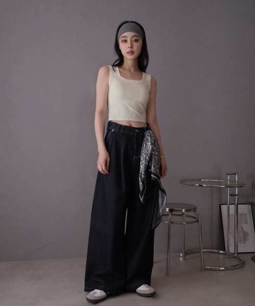 Ulysses（ユリシス）の「スカーフ付きデニムワイドパンツ（デニムパンツ・レディース・ネイビー・M/S）」の2枚目の写真