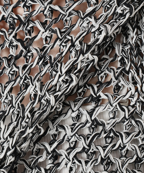 IENA（イエナ）の「メッシュアメスリプルオーバー（ニット/セーター・レディース・アイボリー/チャコールグレー・FREE）」の17枚目の写真