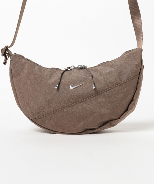 セール】NIKE / クレセント クロスボディバッグ（ショルダー