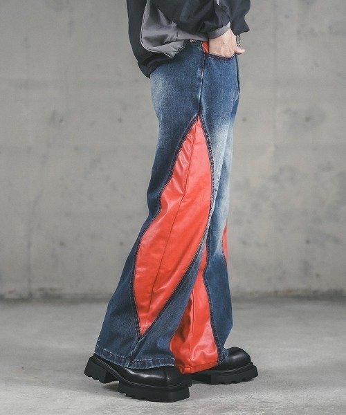 Shoowtime（ショウタイム）の「Wide denim pants with synthetic leather design / ポイント合成皮革デザインワイドデニムパンツ（デニムパンツ・メンズ・ブルー系/ブラック系・X-LARGE/LARGE/MEDIUM/SMALL）」の8枚目の写真