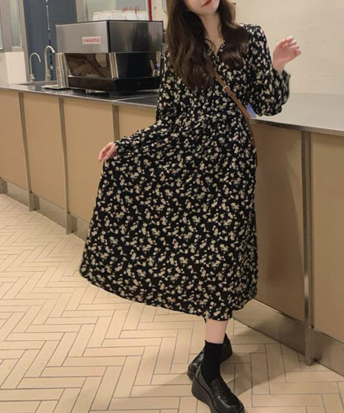 VIVID LADY(ビビッドレディー)の「花柄カシュクールロングワンピース 長袖(ワンピース・レディース・ブラック・FREE)」の13枚目の写真