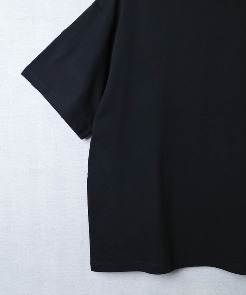 United Athle（ユナイテッドアスレ）の「【CBT1】【United Athle】6.5オンス ファインジャージー Tシャツ 1100（Tシャツ/カットソー・メンズ・ブラック/ホワイト・LARGE/X-LARGE/MEDIUM）」の4枚目の写真